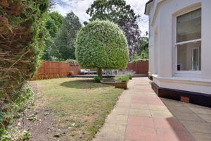 Private Garden- click for photo gallery